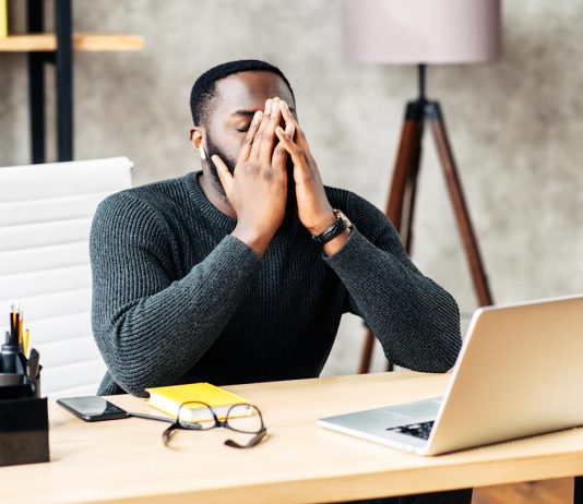 Warning: Scam Brokers Tricking South Africans Out Of Their Investments